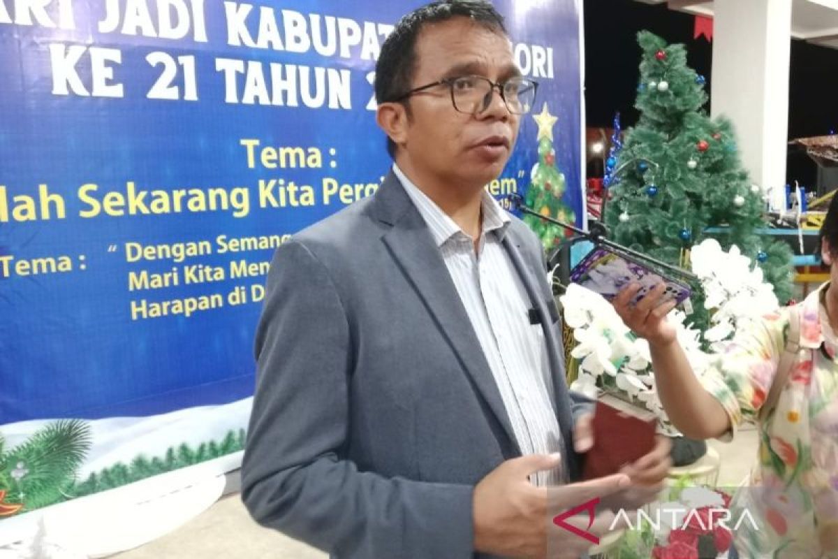 Dispar Supiori latih siswa ketrampilan menyelam dan surving