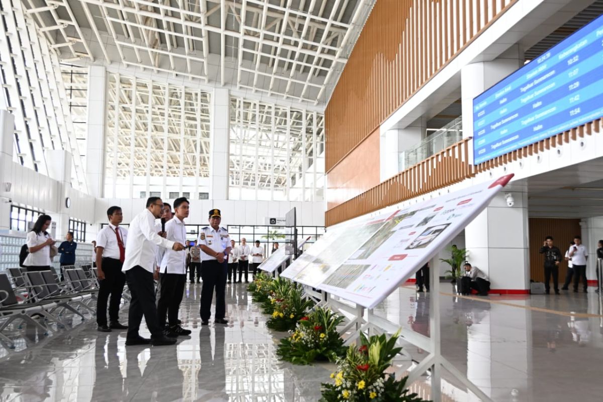 Wapres Gibran pastikan stasiun KCIC Karawang beroperasi libur akhir tahun