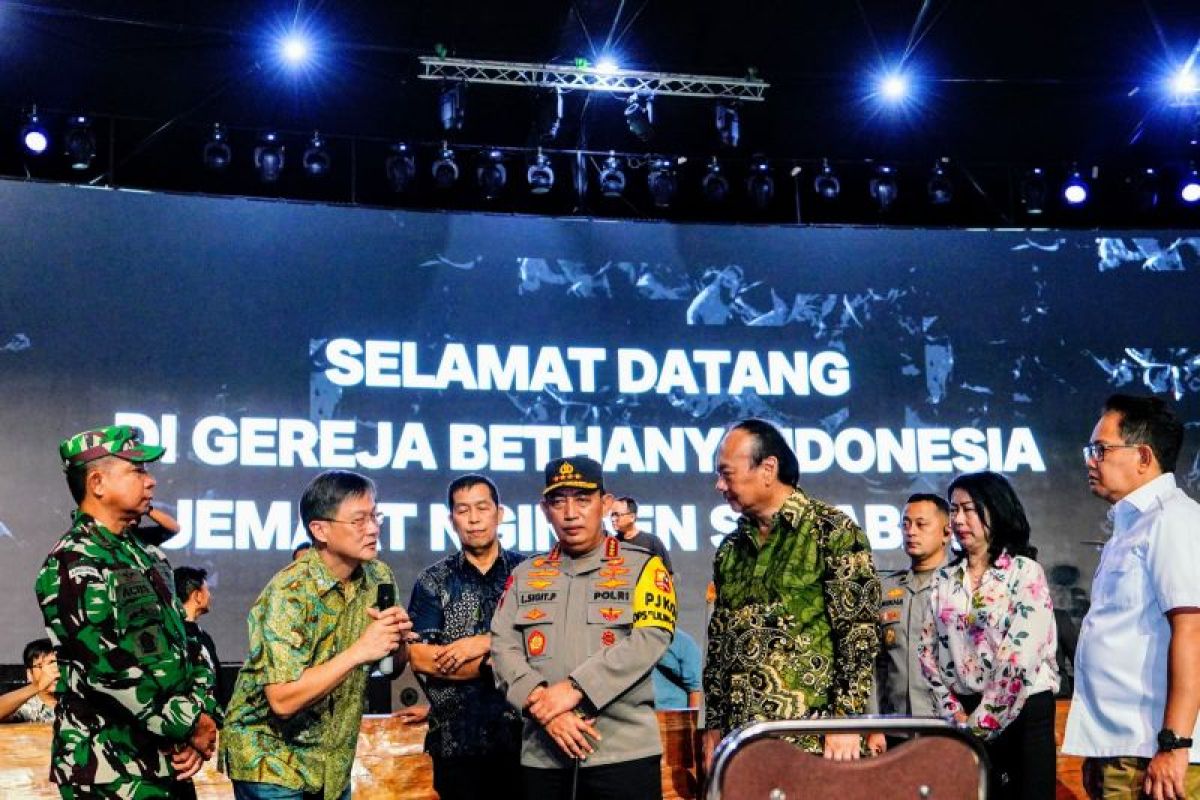 Jelang Natal, Kapolri-Panglima TNI pastikan pengamanan gereja di Surabaya