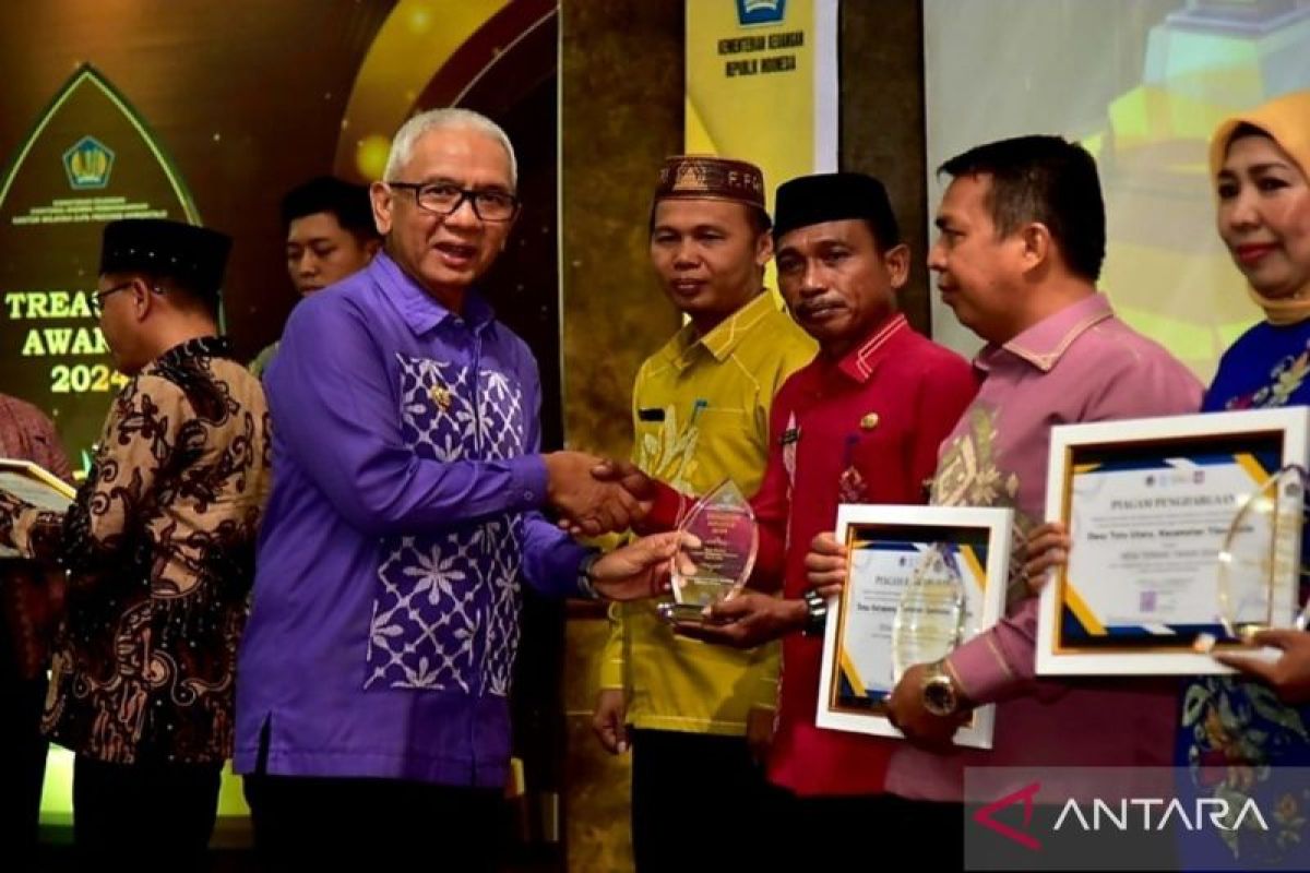 Pemprov Gorontalo terima penghargaan Treasury Award 2024