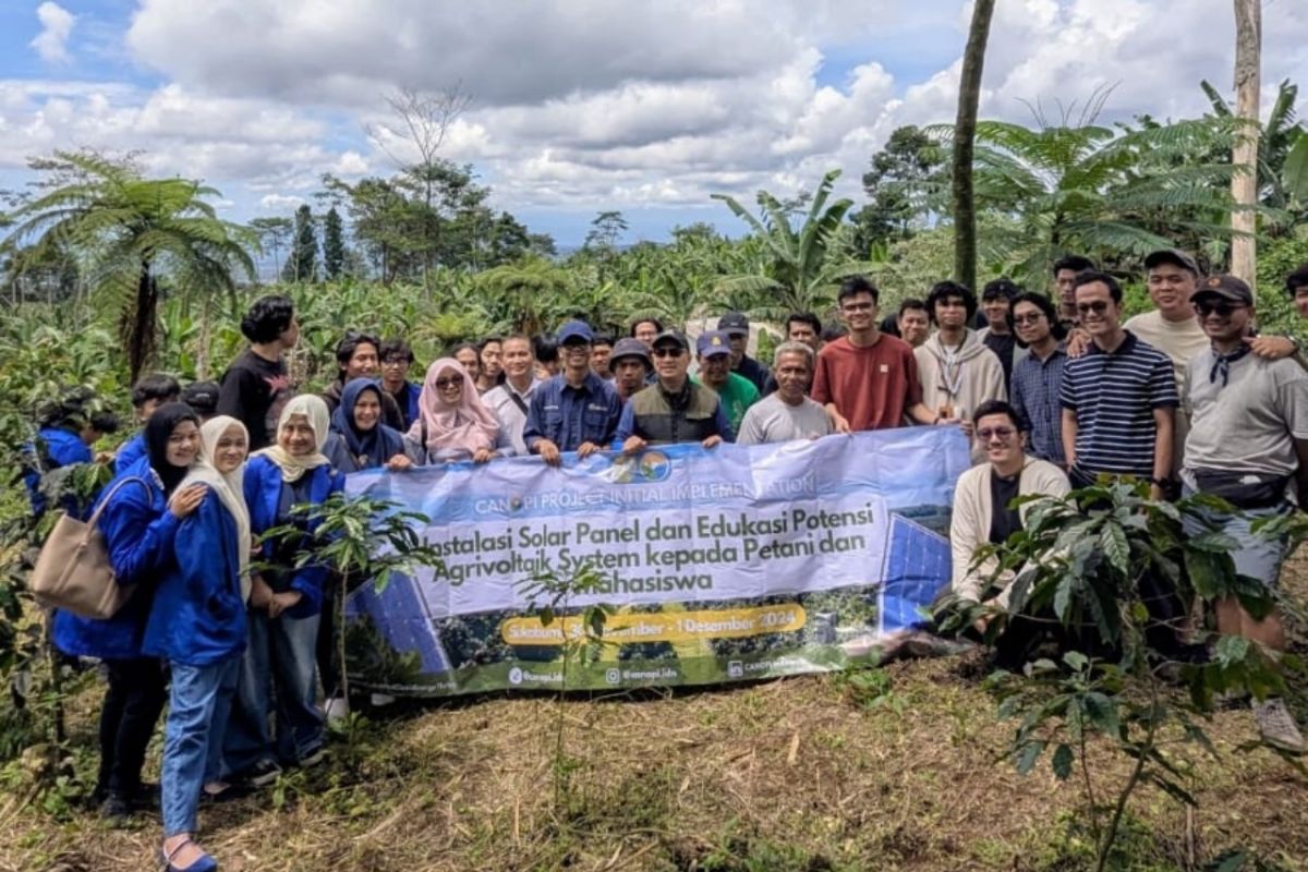 Mahasiswa UI manfaatkan panel surya tingkatkan produksi kopi Sukabumi