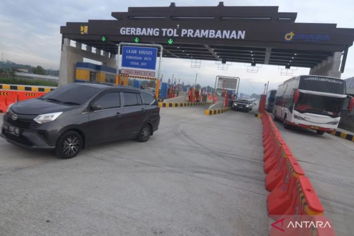 Polda DIY menyiapkan strategi cegah macet Tol Yogya-Solo saat Nataru