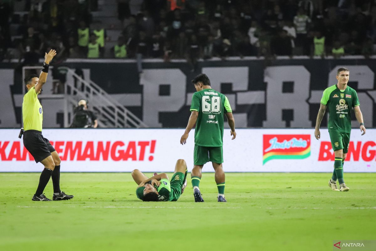 Pelatih Persebaya kritik jadwal padat BRI Liga 1, banyak pemain cedera