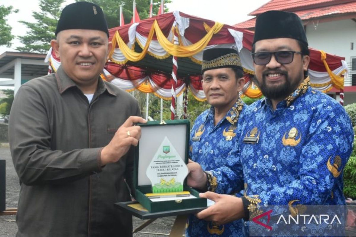 Pemkab Belitung Timur terima penghargaan di bidang kearsipan