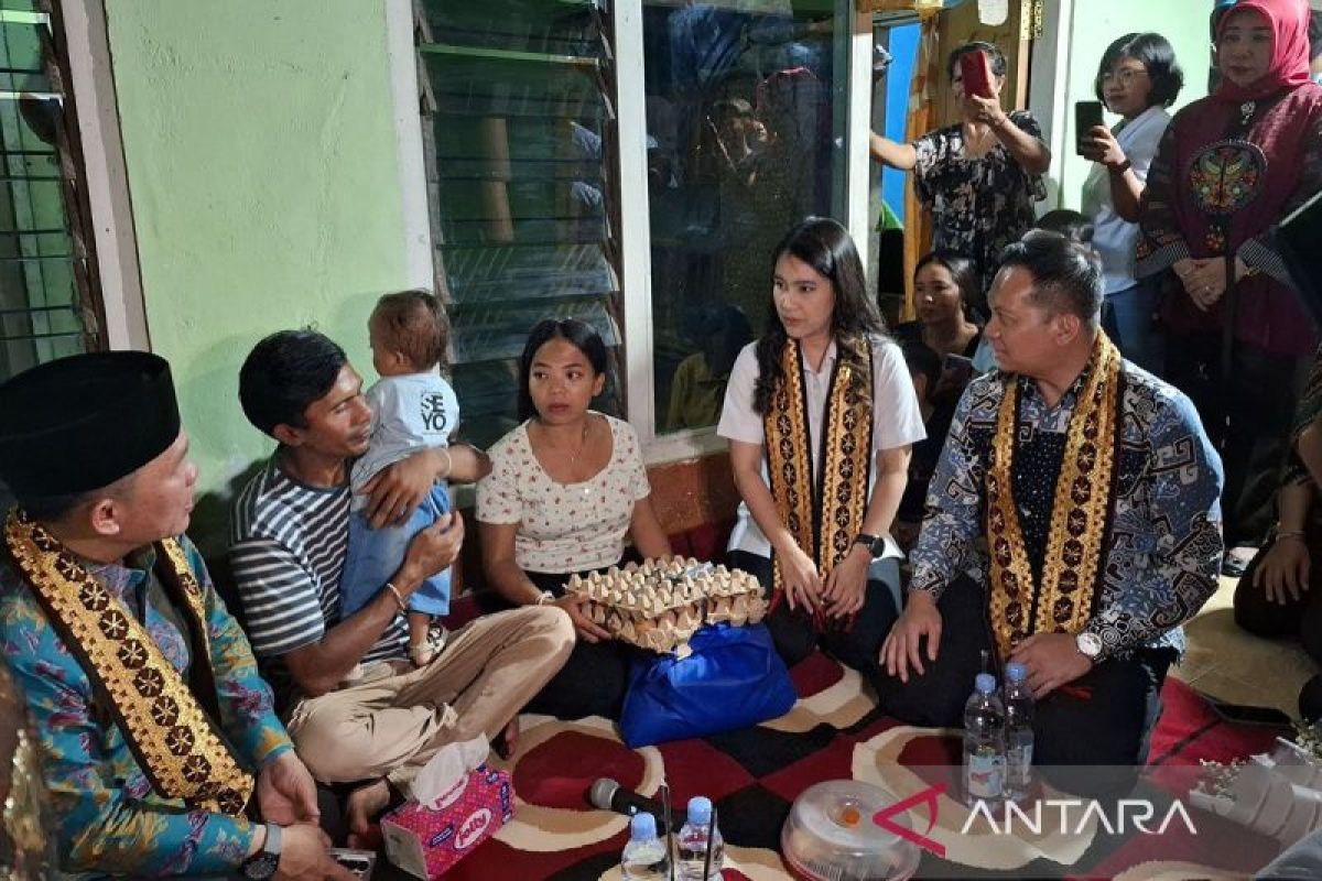 Wamen Kemendukbangga kunjungi keluarga rawan stunting di Lampung Tengah