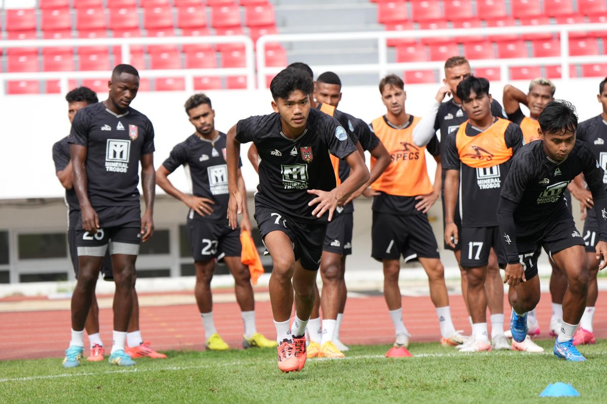 Wahyu Prast tegaskan Malut United tak gentar hadapi PSIS Semarang