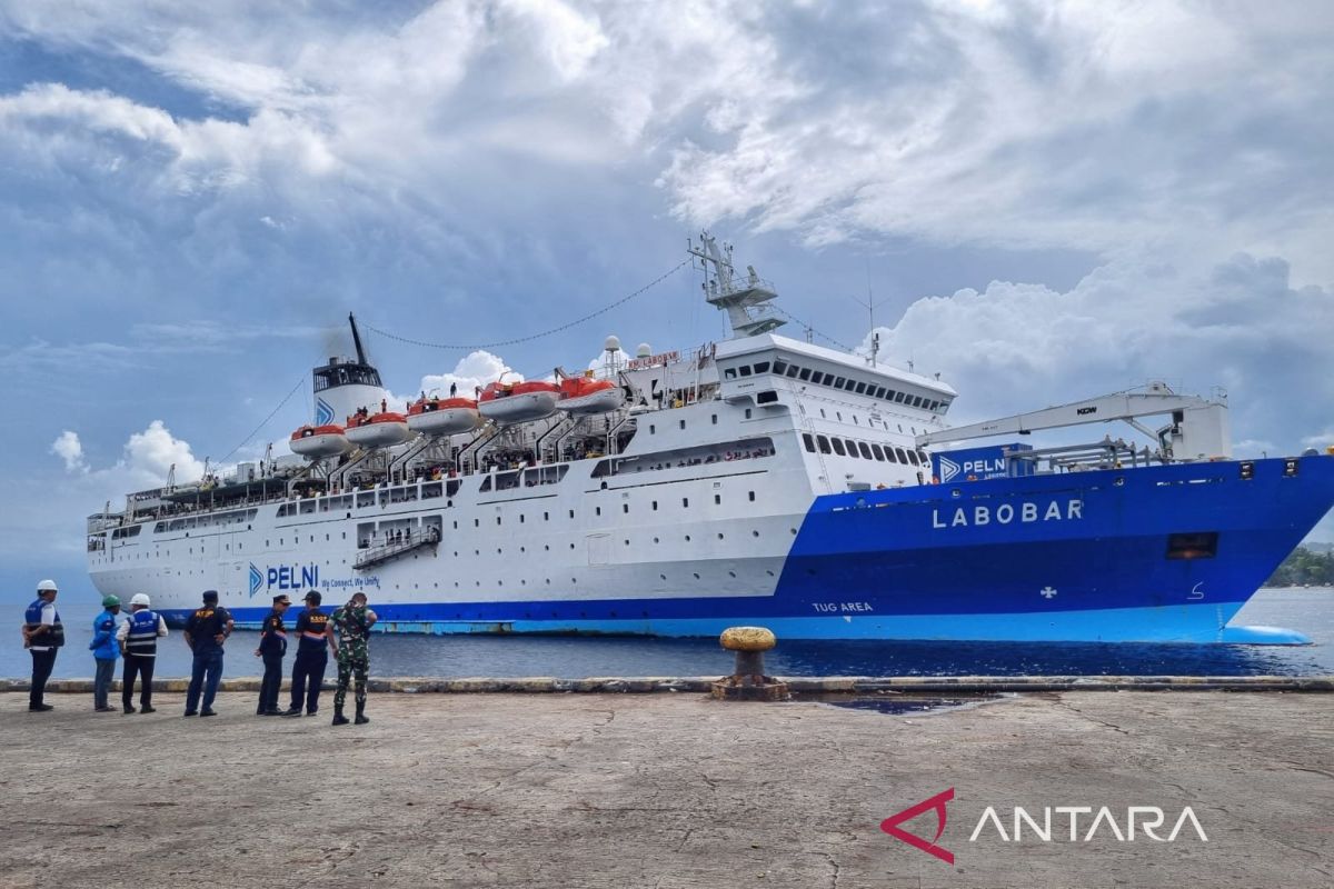 KM Labobar angkut 20 ribu orang pada arus mudik di Papua