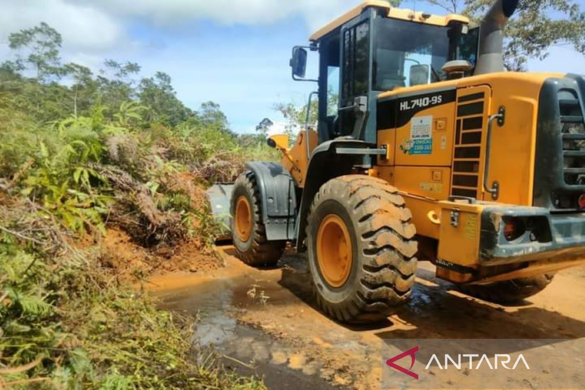 BPBD Rejang Lebong siagakan dua unit alat berat selama libur Nataru