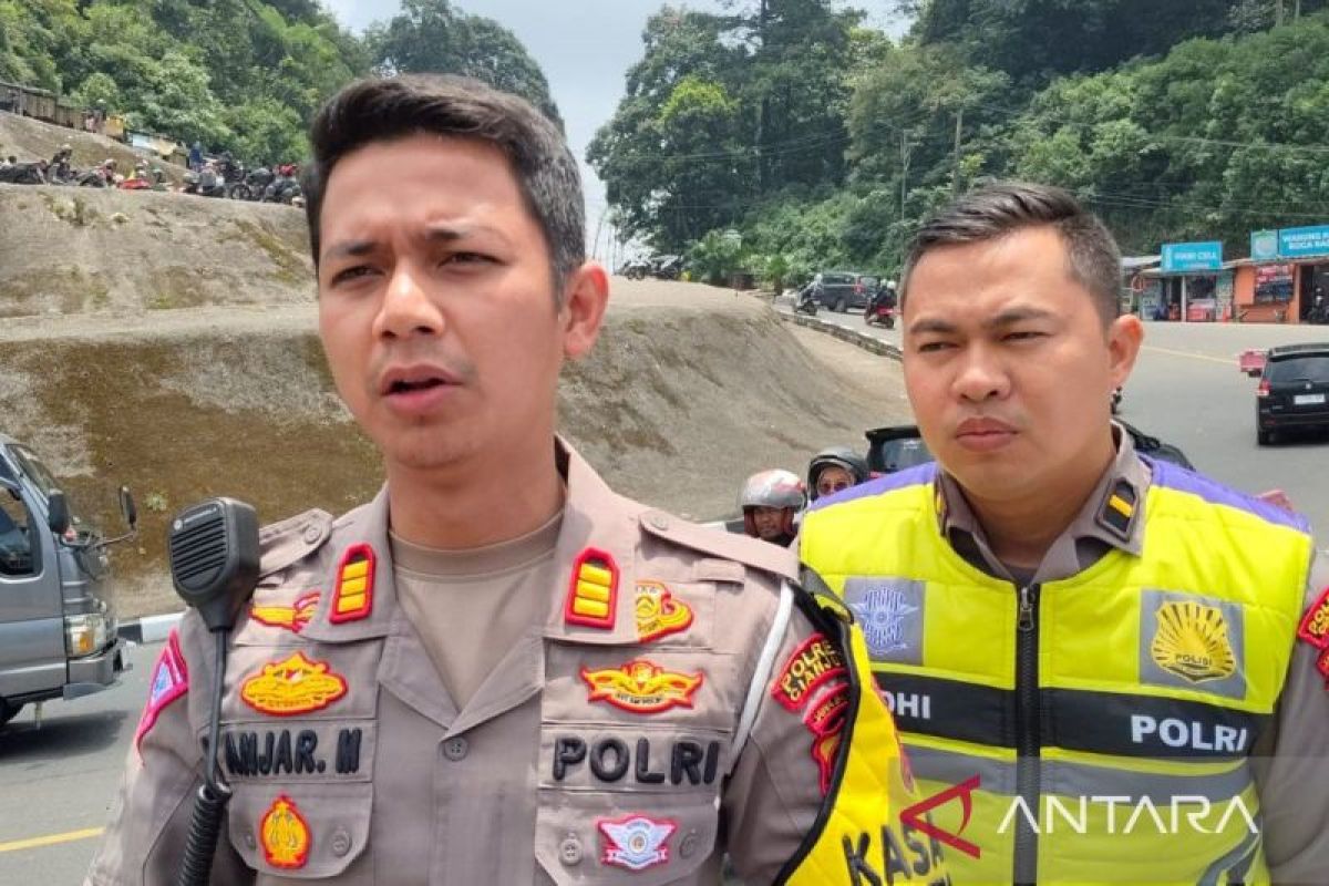 Polisi batasi kendaraan besar melintas di jalur Puncak-Cianjur