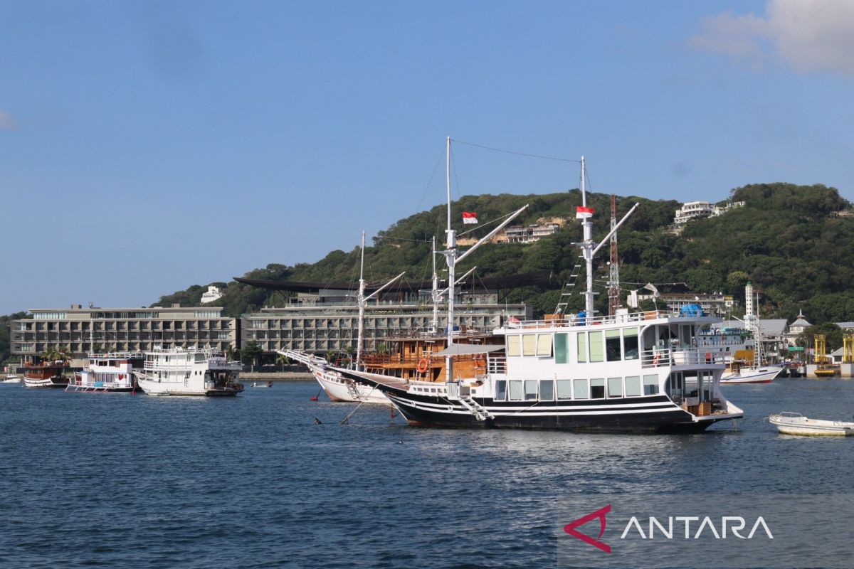 BMKG imbau nakhoda di Labuan Bajo waspadai gelombang