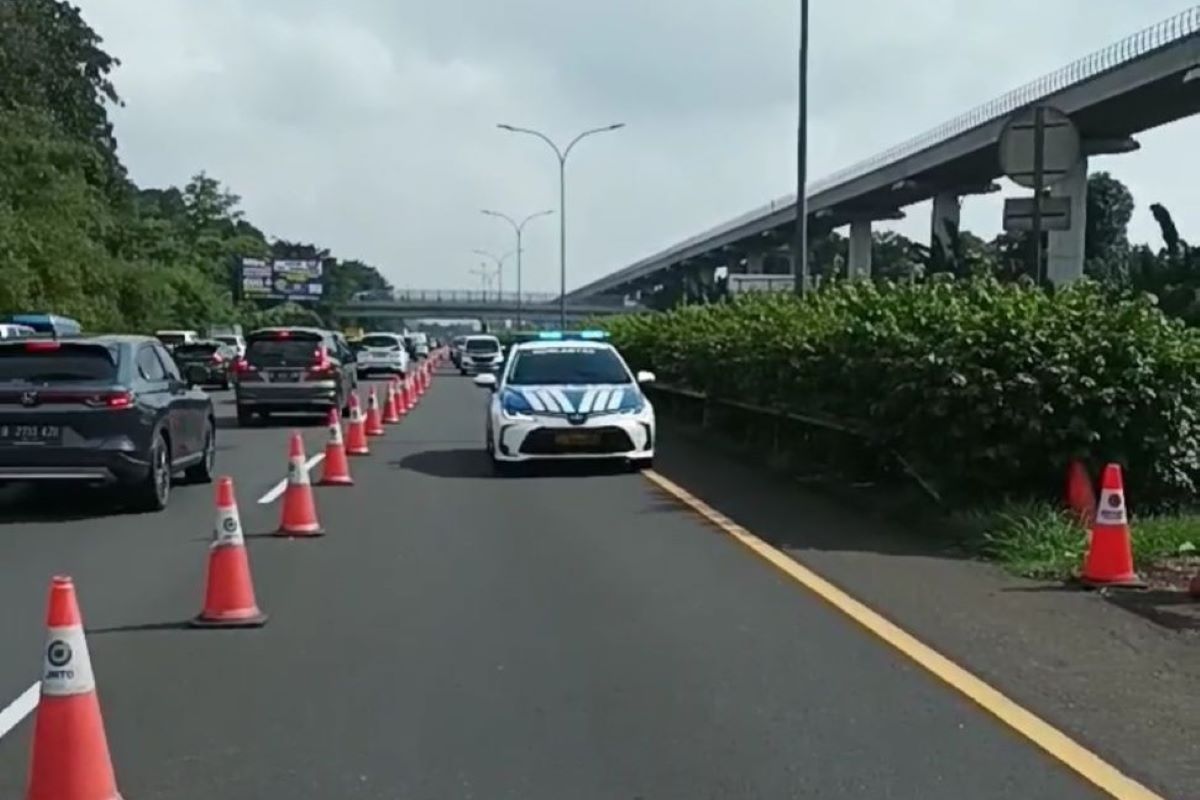 Contraflow Tol Jagorawi arah Jakarta diberlakukan atas diskresi kepolisian