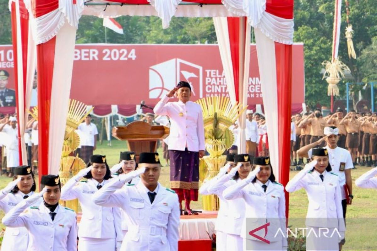 Pjs. Dewa Mahendra pimpin Apel Peringatan Hari Pahlawan di Kota Denpasar