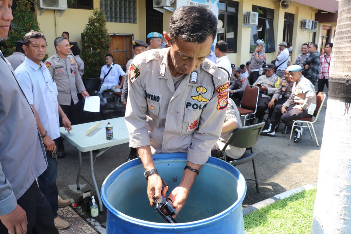 Polres Bantul gelar pemeriksaan senjata api personelnya