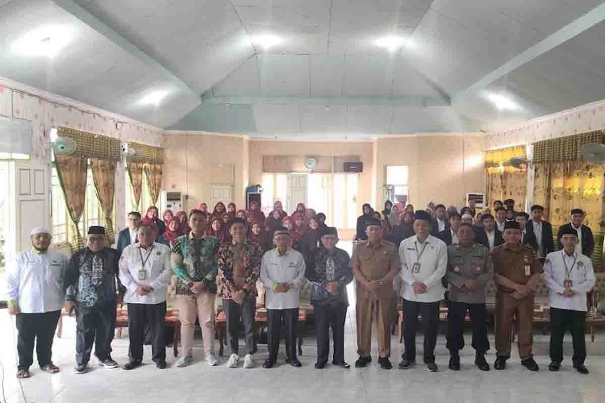 MES beri literasi ekonomi syariah bagi mahasiswa dan pelaku UMKM di Kapuas