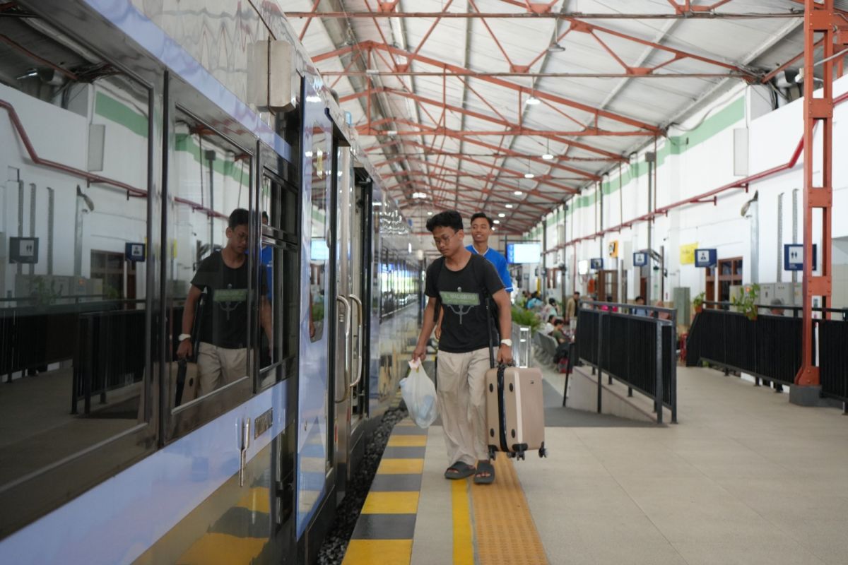 KAI Daop Madiun layani 88.145 penumpang jelang libur Natal 2024