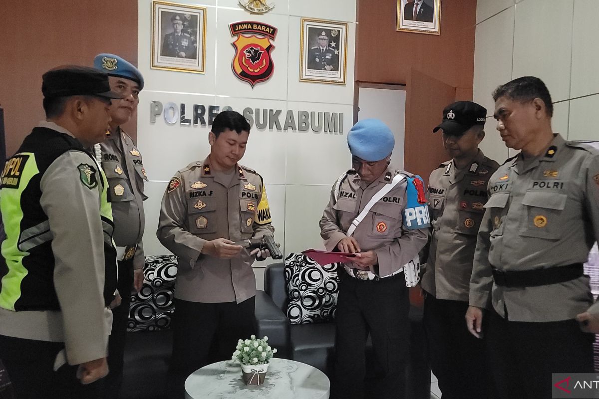 Polres Sukabumi periksa kelayakan senjata api dinas personel