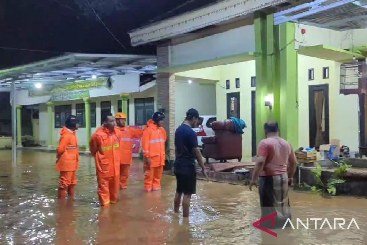 Banjir bandang terjang dua kecamatan di Bondowoso