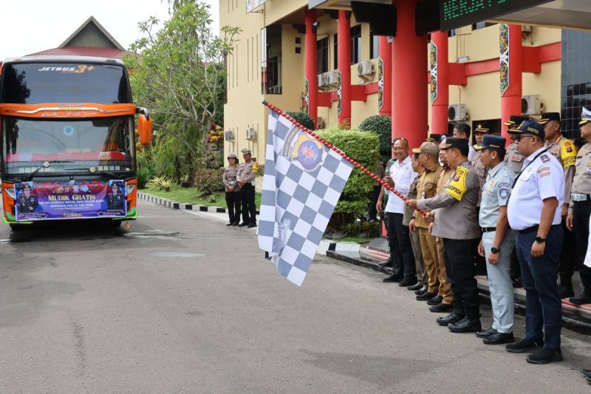 Polda berangkatkan 160 pemudik ke tiga daerah di Kalteng secara gratis