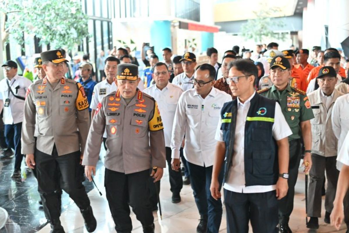 Menko PMK dan stakeholder tinjau Pelabuhan Merak