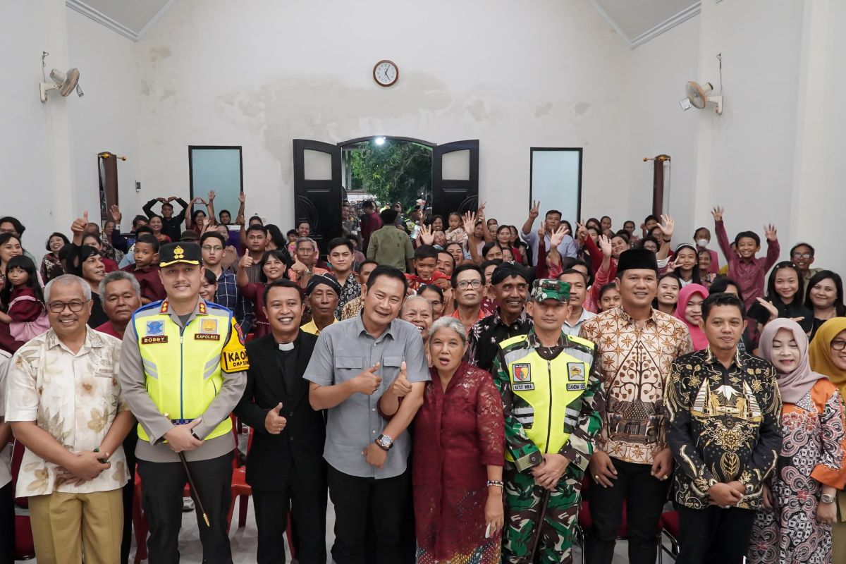 Forkopimda tinjau sejumlah gereja pastikan Natal di Lamongan Kondusif