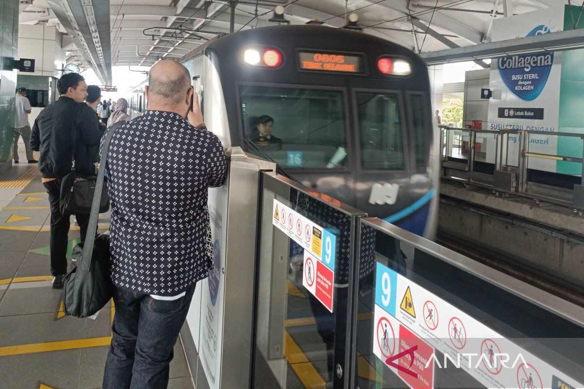 Operasional MRT berubah selama libur Natal dan cuti bersama