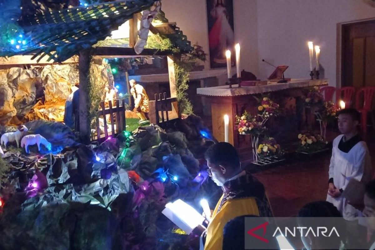 Pastor Gereja di Mentok ajak umat bangun kebersamaan