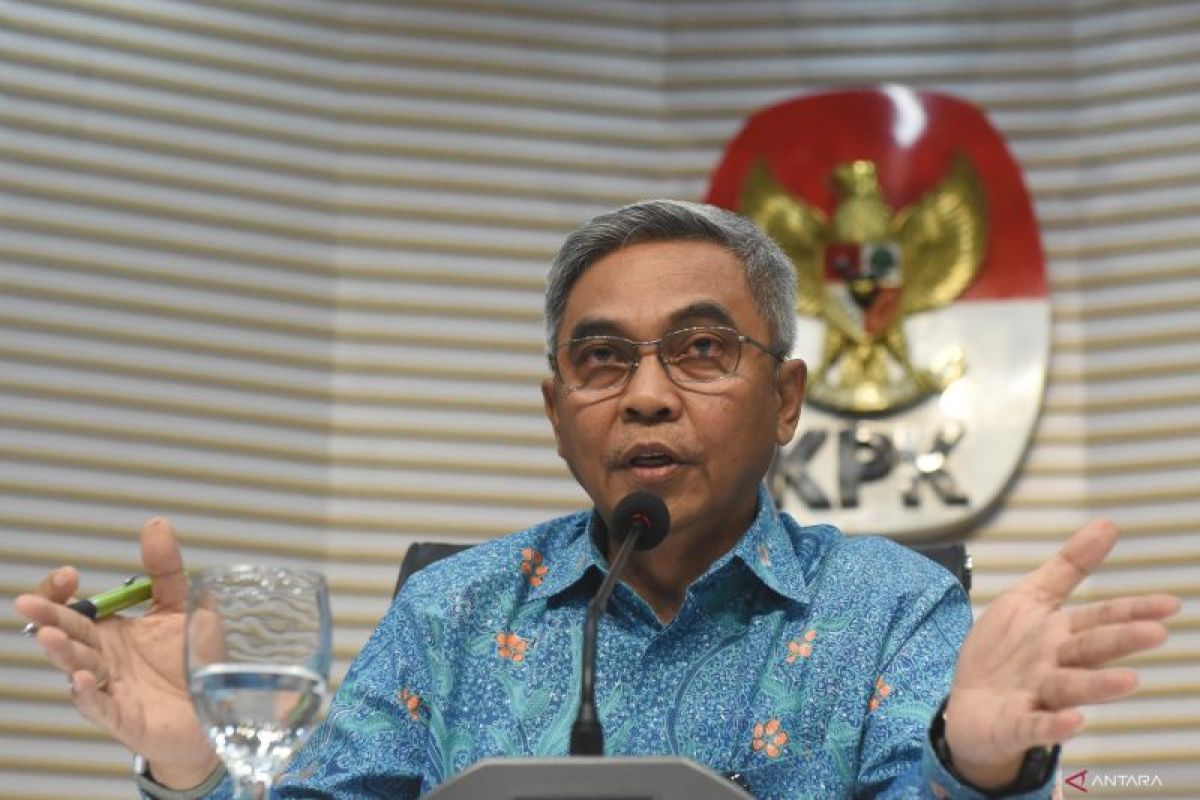 KPK cegah Hasto Kristiyanto keluar negeri