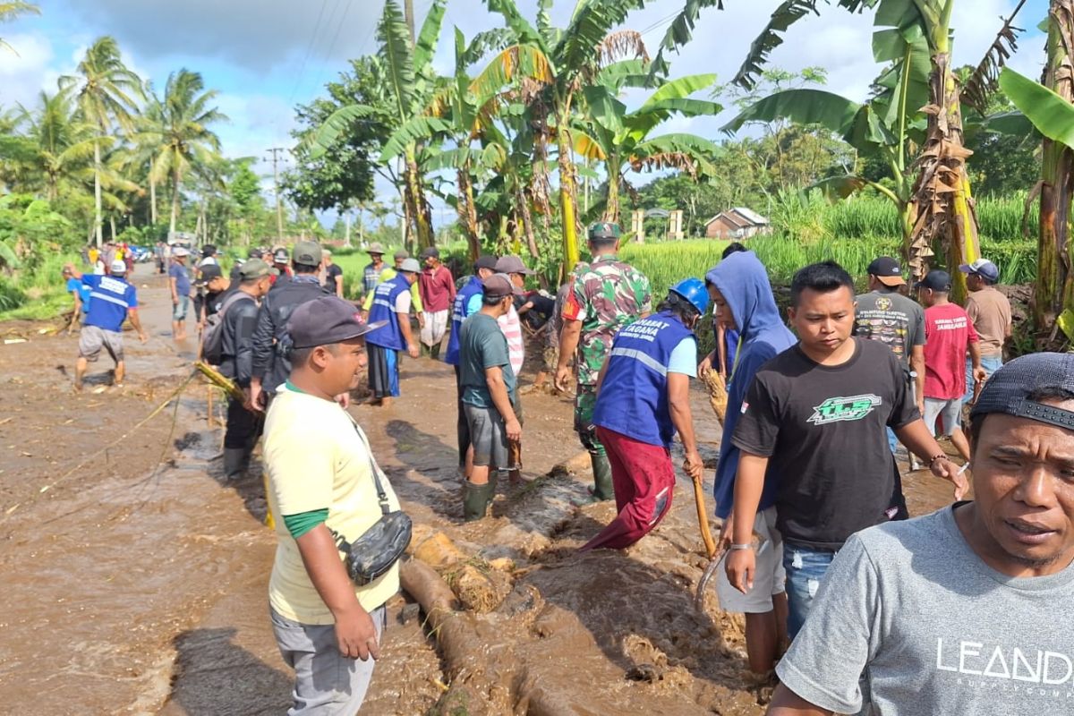 Banjir bandang menerjang tiga desa di Sumberjambe Jember