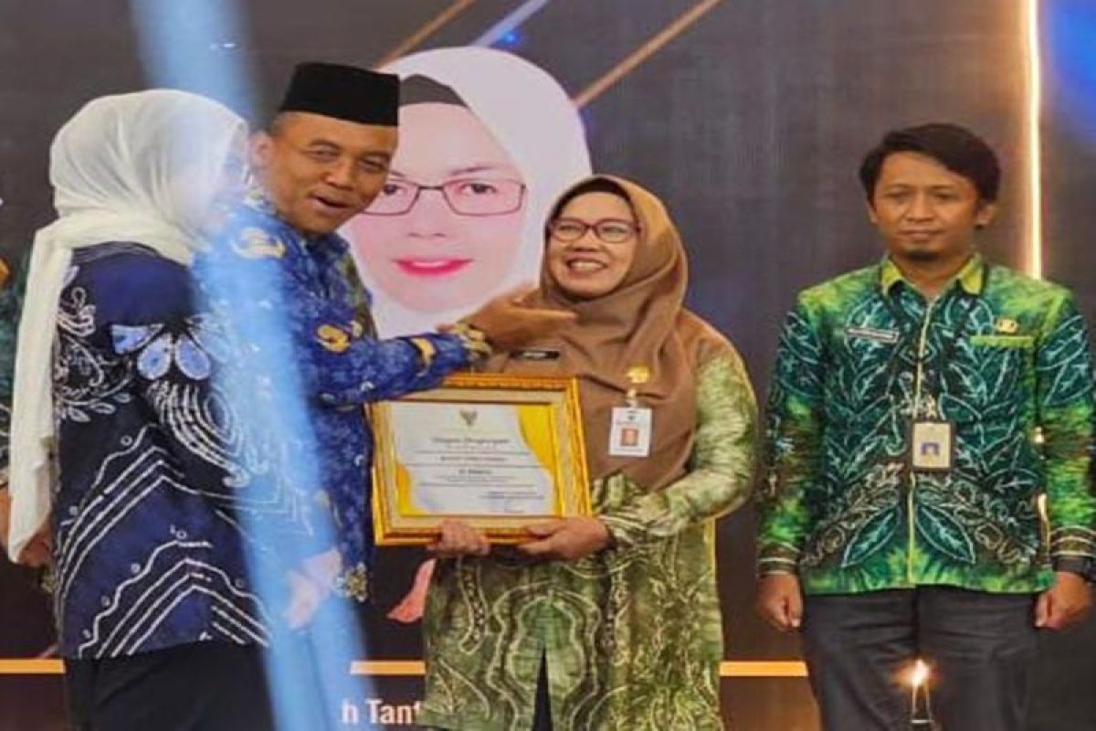 Tanah Bumbu raih penghargaan Dukpencapil Award 2024