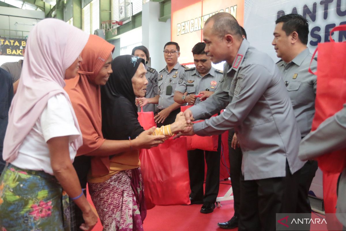 Lapas Lombok Barat salurkan bantuan sosial kepada keluarga warga binaan