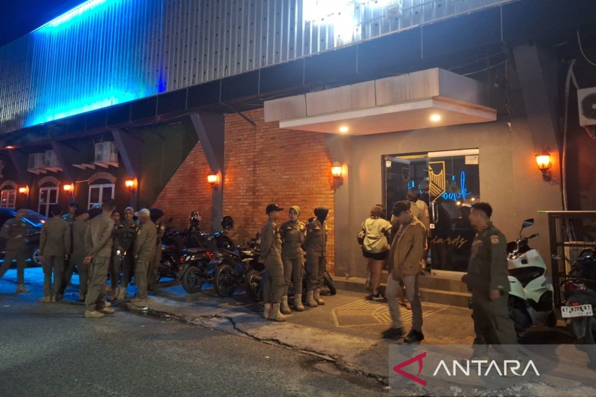 Satpol PP Balikpapan lakukan pengawasan di malam Natal