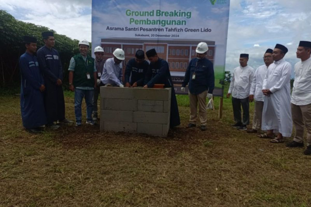 Peletakan batu pertama asrama Pesantren Tahfiz Green Lido Dompet Dhuafa