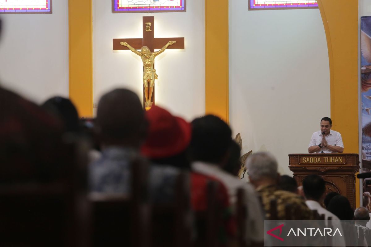 Eri Cahyadi ajak warga Surabaya perkuat harmoni saat Natal