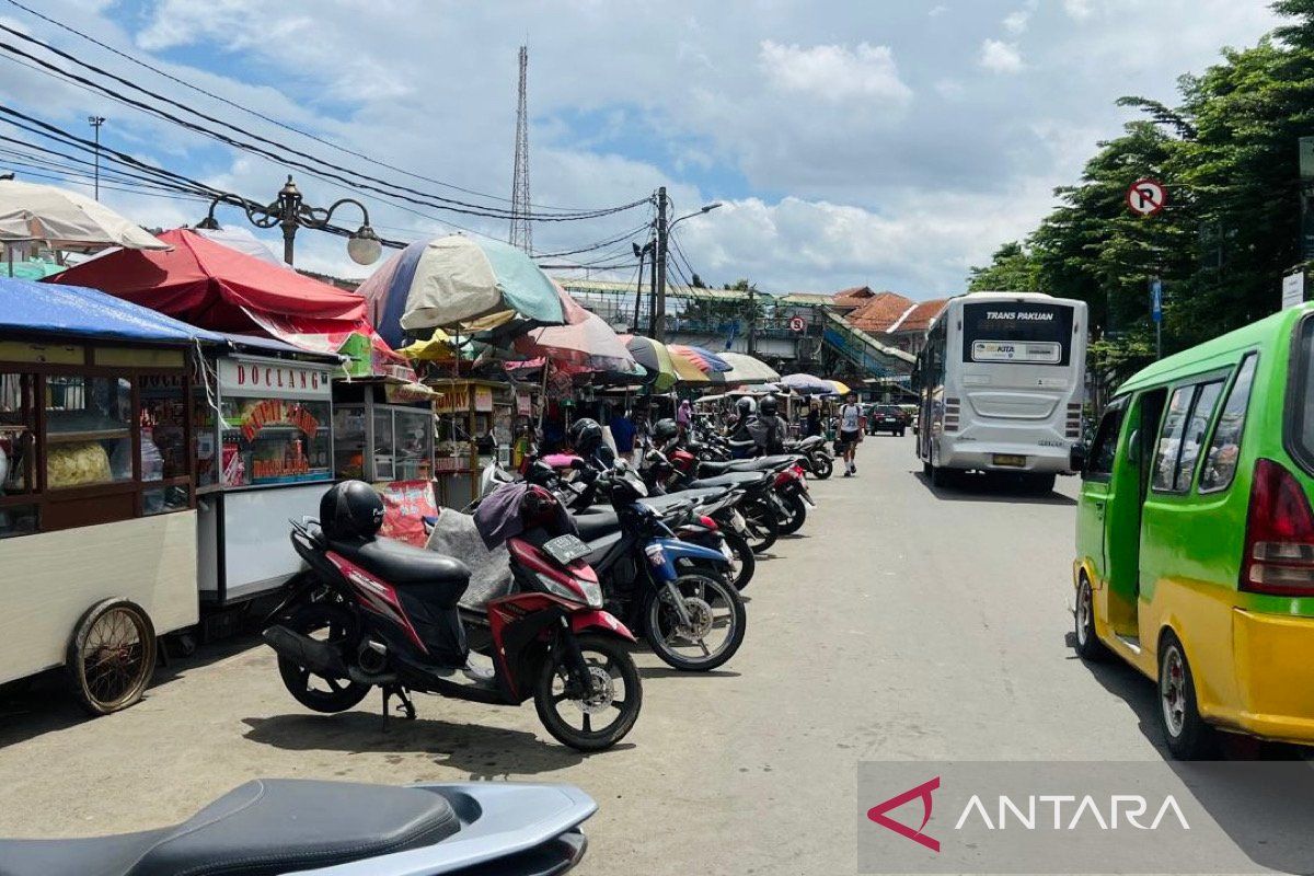 Cegah macet Stasiun Bogor, Dishub ubah jalur Jalan Mayor Oking di 2025