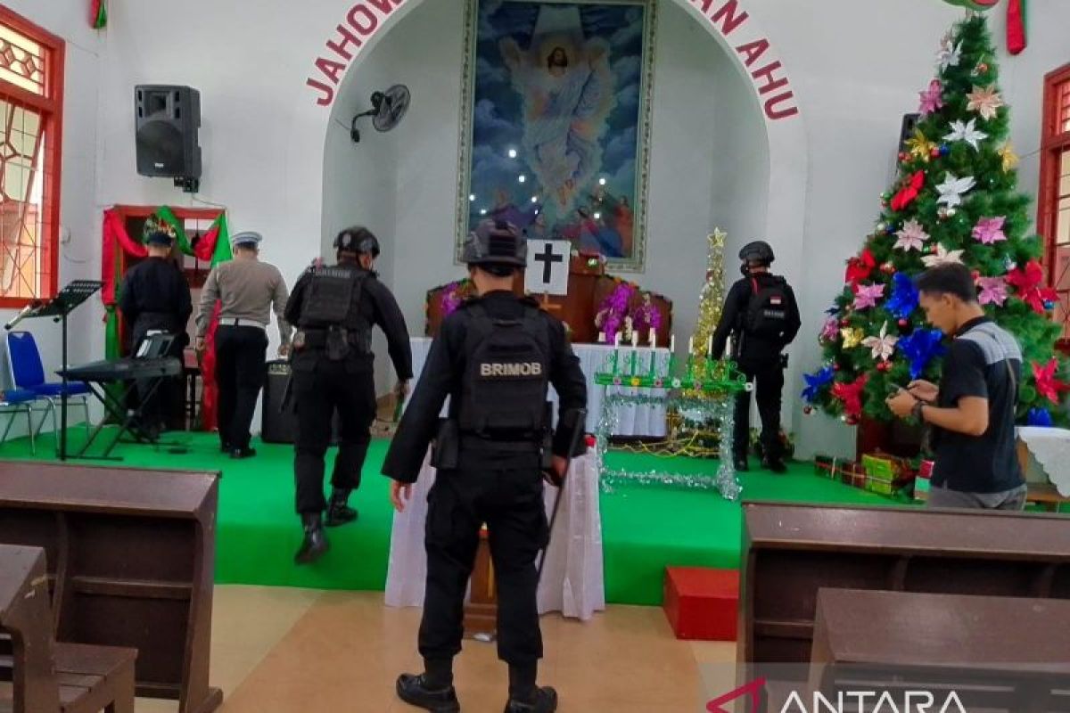 Polisi Bangka Barat amankan ibadat natal sejumlah gereja