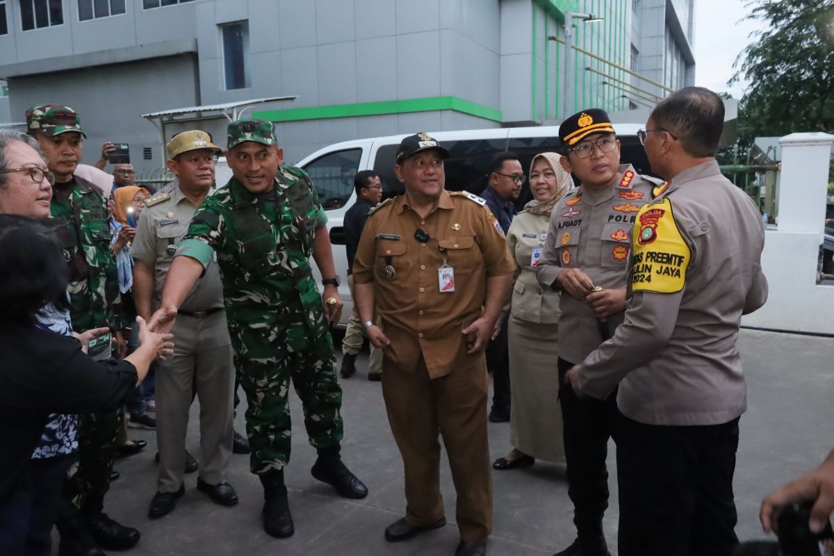 Pemkot Jakut terjunkan 200 Satpol PP dukung pengamanan Natal 2024