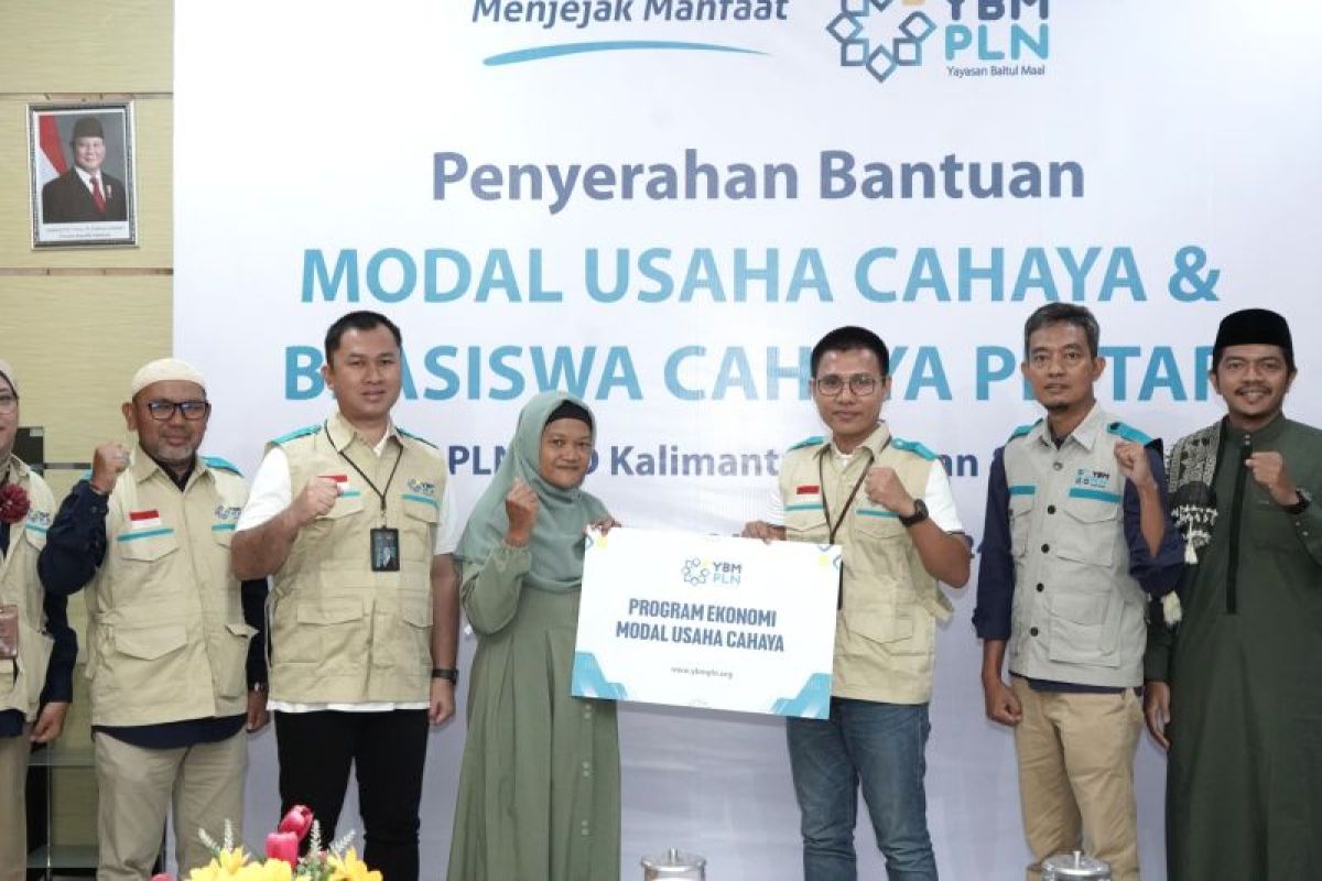 PLN UID Kalselteng donasi modal usaha dan beasiswa cahaya pintar