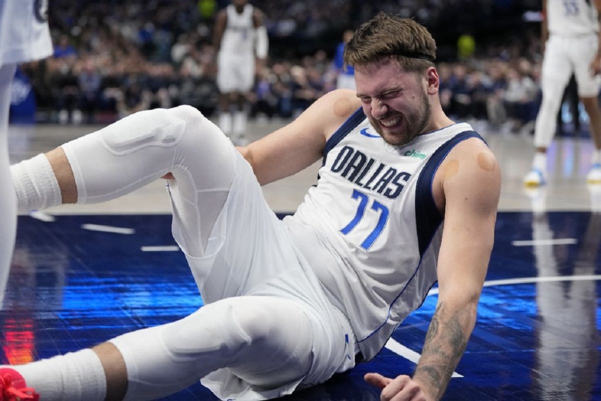 Luka Doncic absen sebulan akibat cedera betis kiri