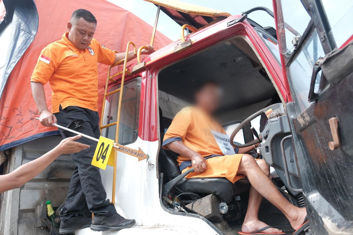 Polres Malang gelar prarekonstruksi kecelakaan Tol Pandaan-Malang