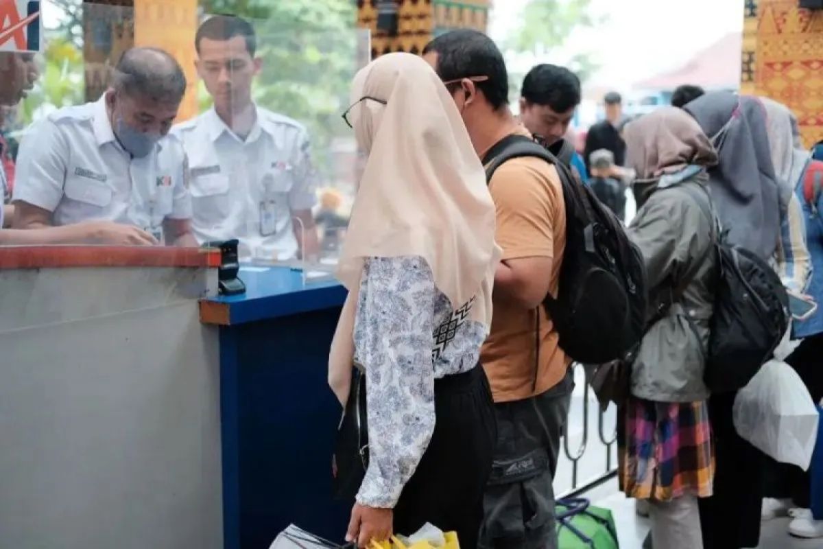 KAI Palembang sebut 50.924 tiket terjual hingga hari ke-8 angkutan natal