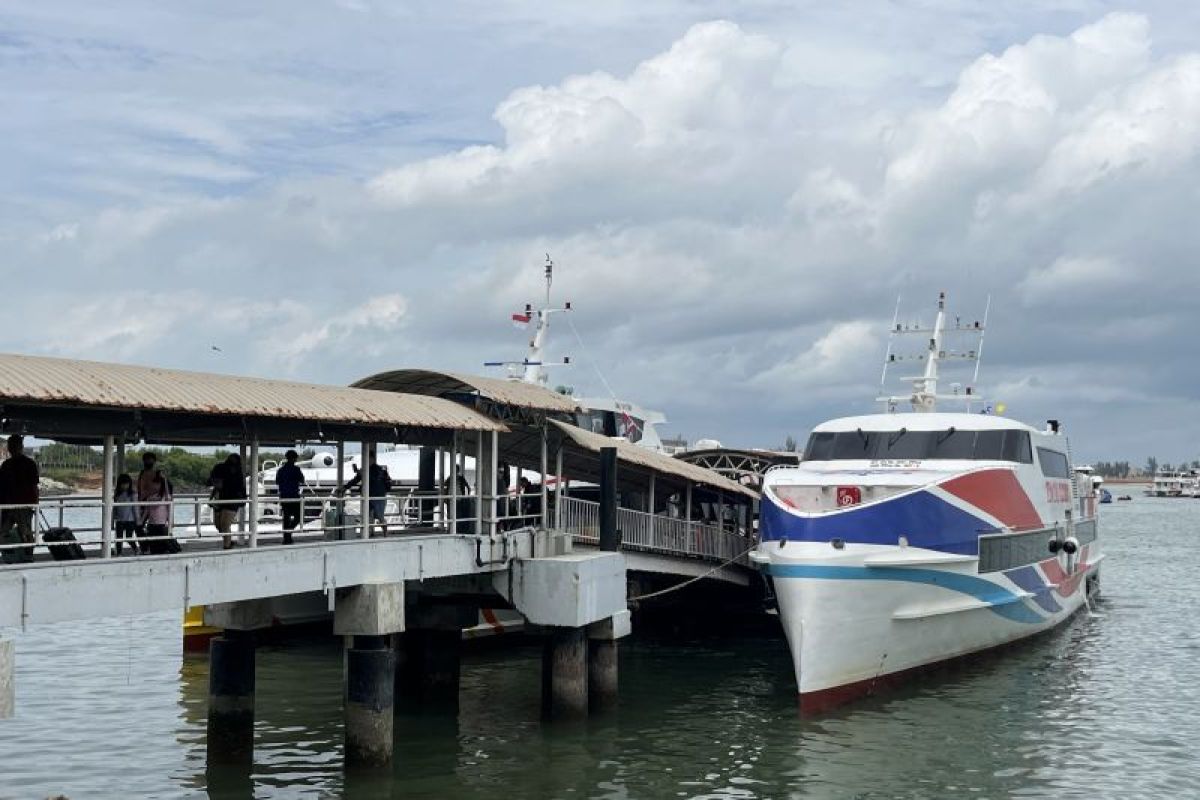 Pelabuhan Internasional Batam Center layani 140 trip kapal per hari