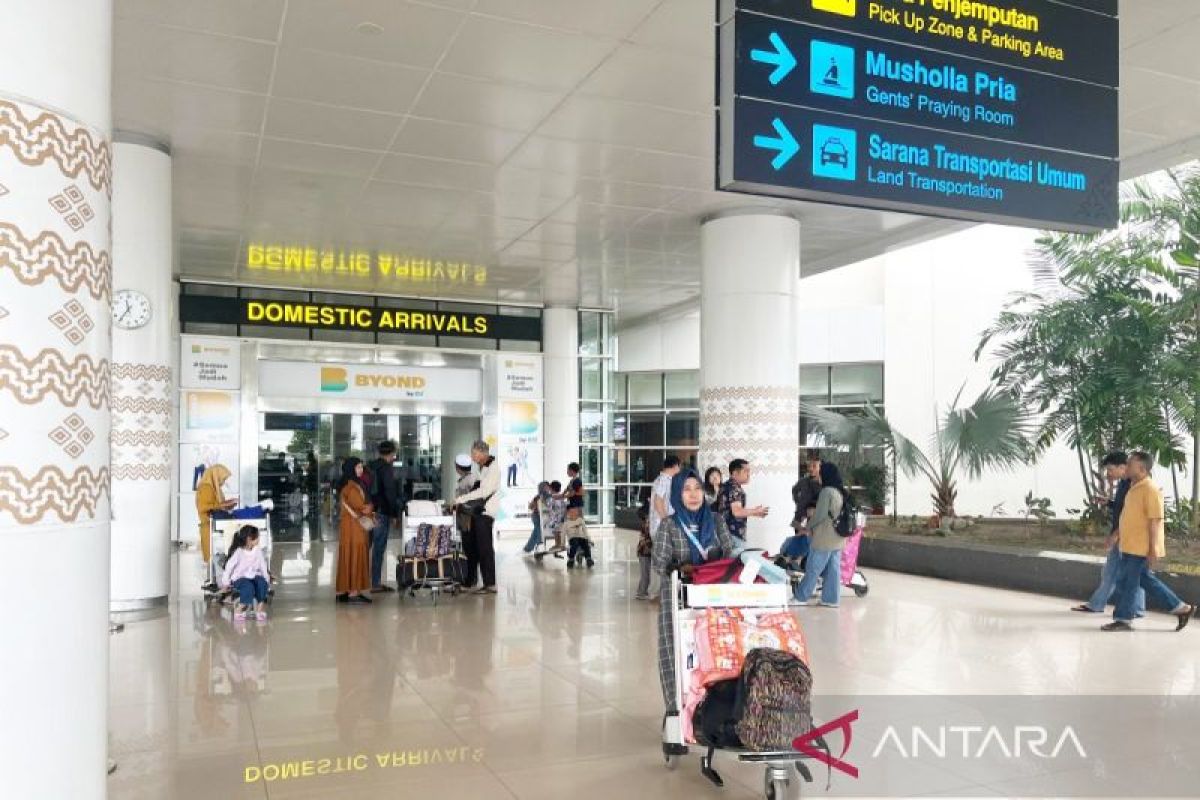 85.569 penumpang libur akhir tahun lintasi Bandara Syamsudin Noor