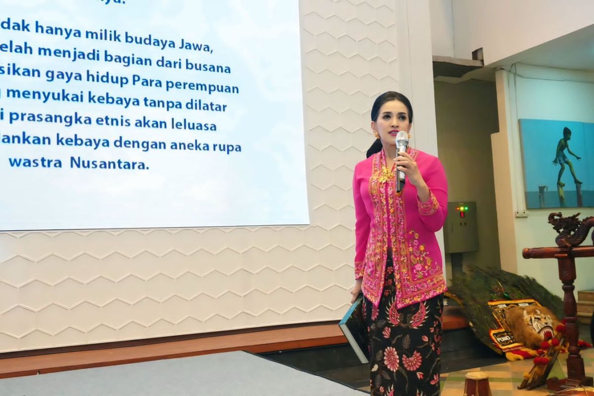 Aktivis sebut kebaya menjadi identitas budaya perempuan Indonesia