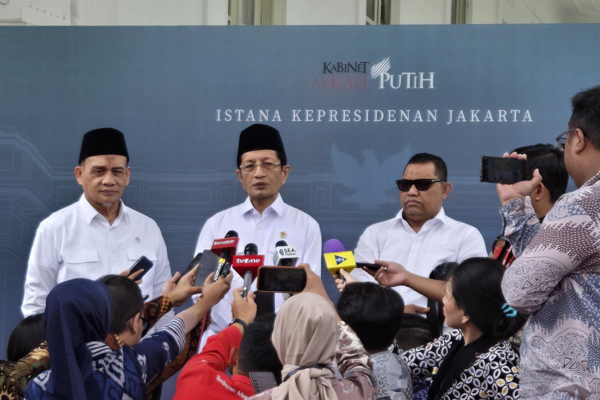 Prabowo panggil Menag-Wamenag bahas penyelenggaraan haji 2025