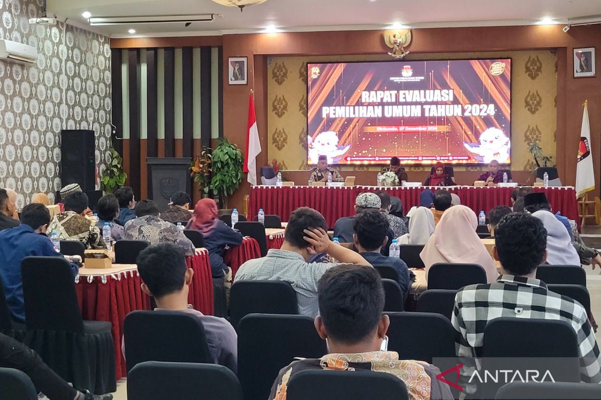 KPU Situbondo proses dugaan pelanggaran kode etik puluhan PPK dan PPS