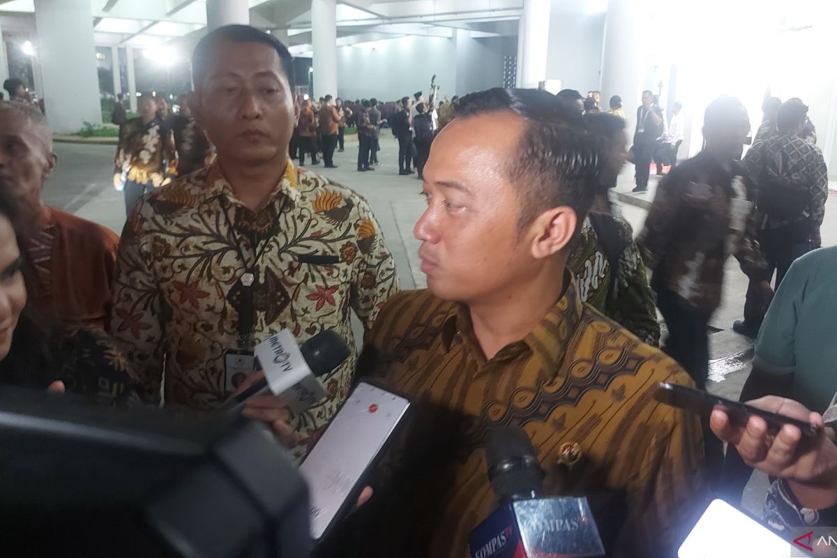 Pembatasan PDLN untuk efisiensi dan kebermanfaatan