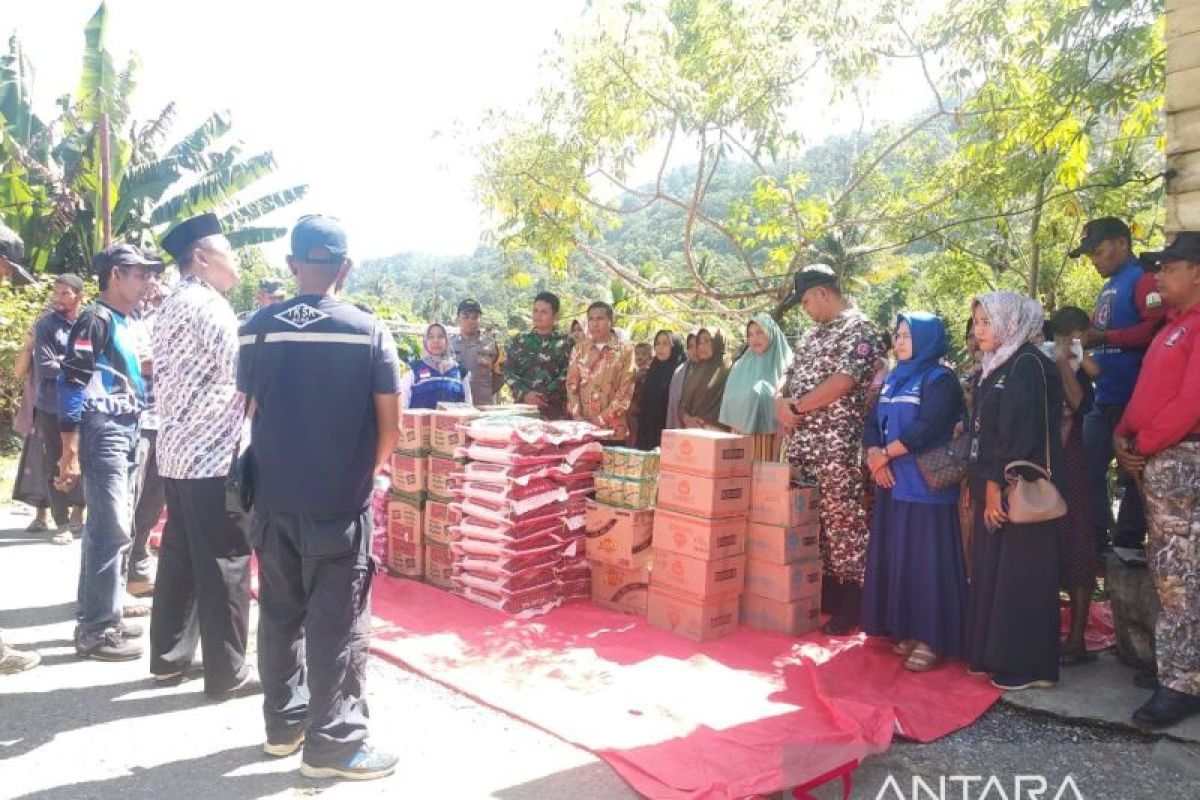 Pemkab Nagan Raya salurkan bantuan untuk korban banjir bandang