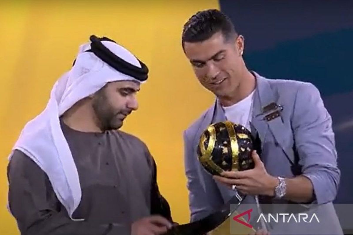 Ronaldo meraih Globe Soccer Award sebagai top scorer sepanjang sejarah