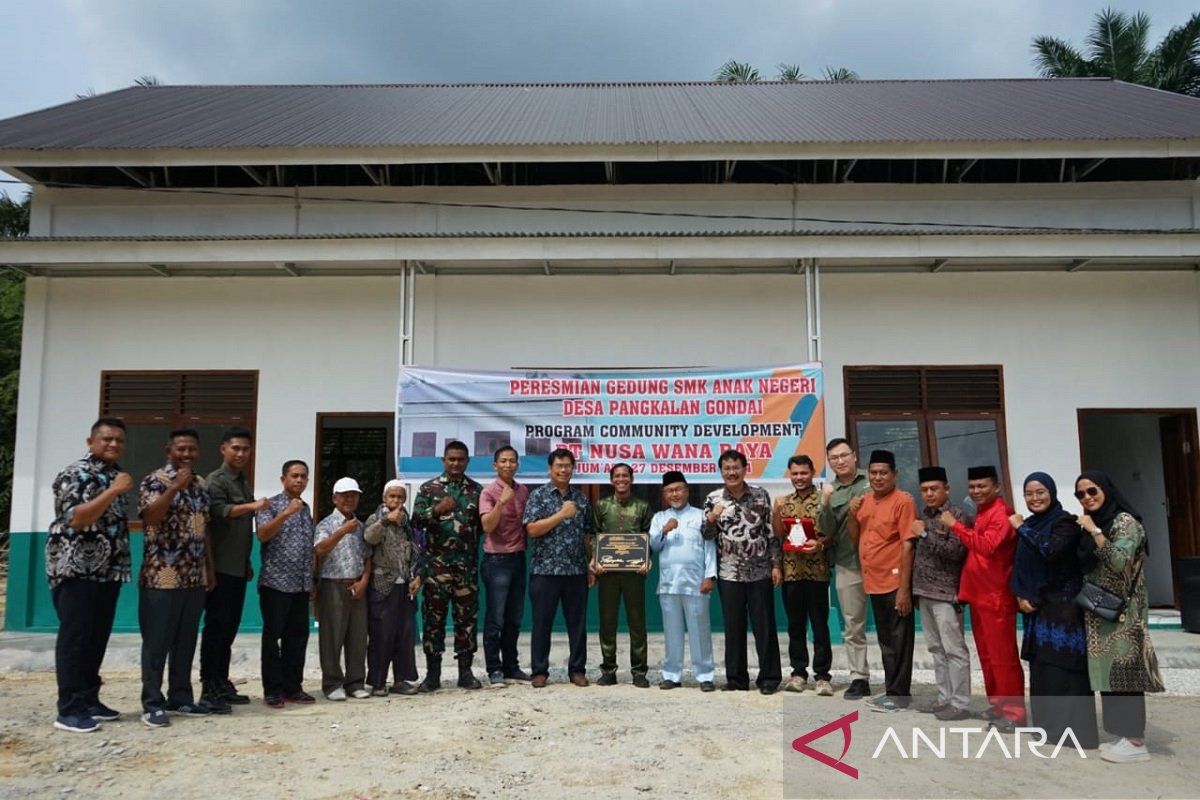 PT NWR beri bantuan bangunan sekolah di Gondai