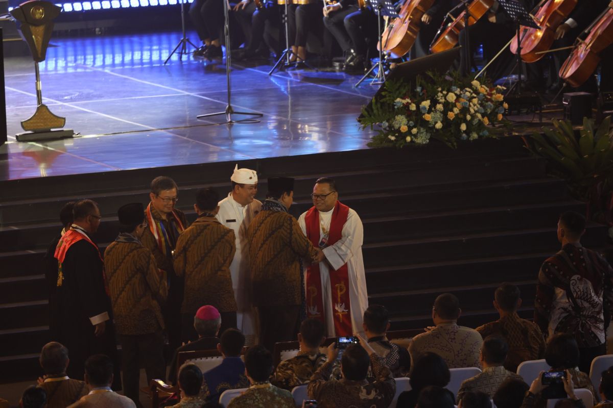 KWI mengajak rakyat Indonesia junjung nilai Pancasila guna wujudkan damai